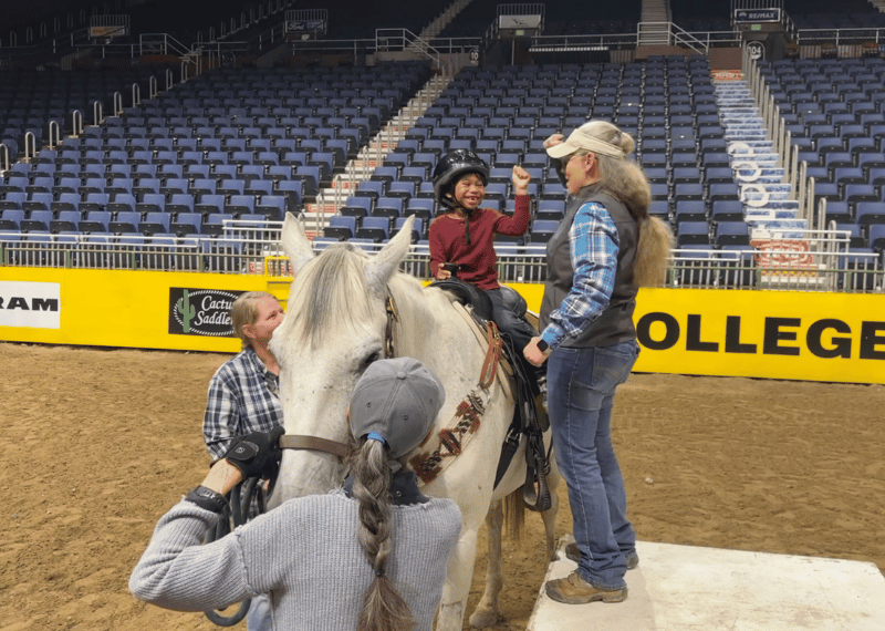 athlete on horse at cnfr special olympics rodeo 